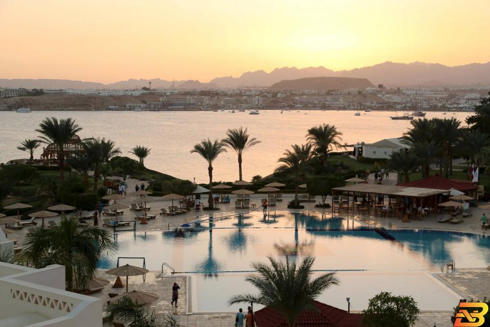 منظر عام لخليج نعمة بشرم الشيخ. صورة من أرشيف رويترز فنادق مصر تقترب من الإشغال الكامل بسعة جديدة مخفضة