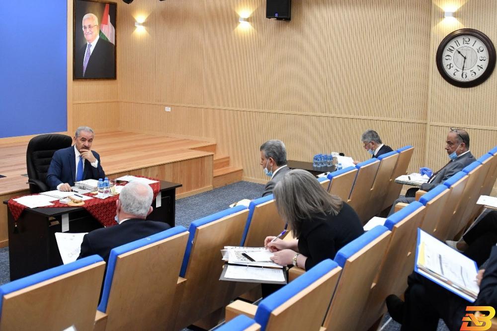 جانب من الاجتماع مجلس الوزراء يقر لائحة عقوبات جديدة على المخالفين لشروط السلامة العامة