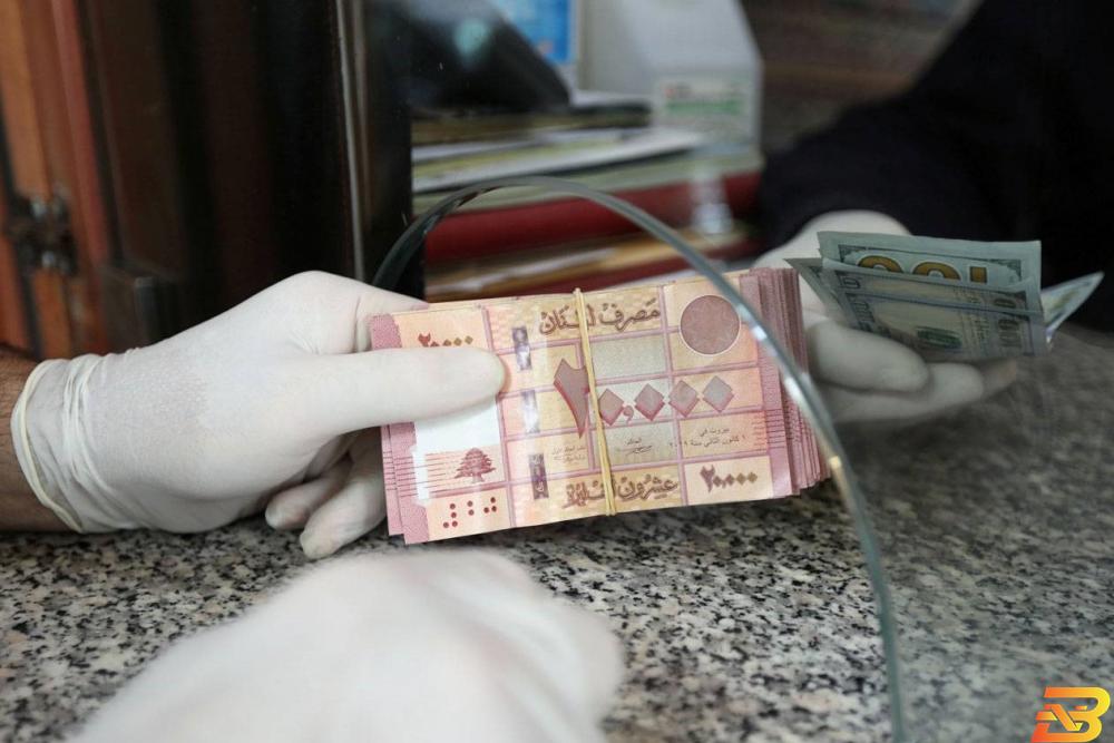 إنهيار الليرة اللبنانية-تصوير رويترز عائلات تلجأ للمقايضة من أجل الطعام مع تفاقم أزمة لبنان الاقتصادية