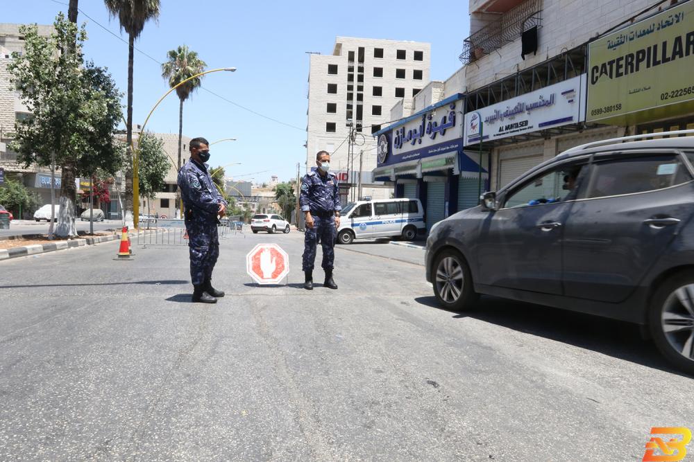 جانب من إغلاق المحافظات الفلسطينية-تصوير وفا الحكومة تعلن الإغلاق الشامل أول وثاني أيام العيد