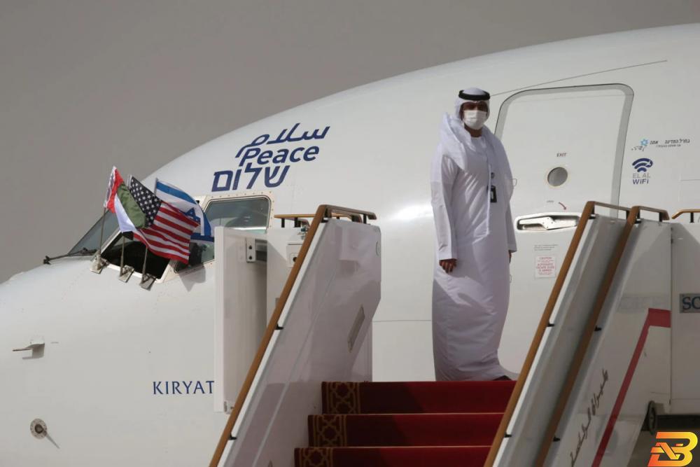 طائرة العال الإسرائيلية تقل وفدا أميركيا-إسرائيليا إلى أبوظبي-تصوير وكالات تحليل-نفط الإمارات بديل استراتيجي متوقع لإسرائيل