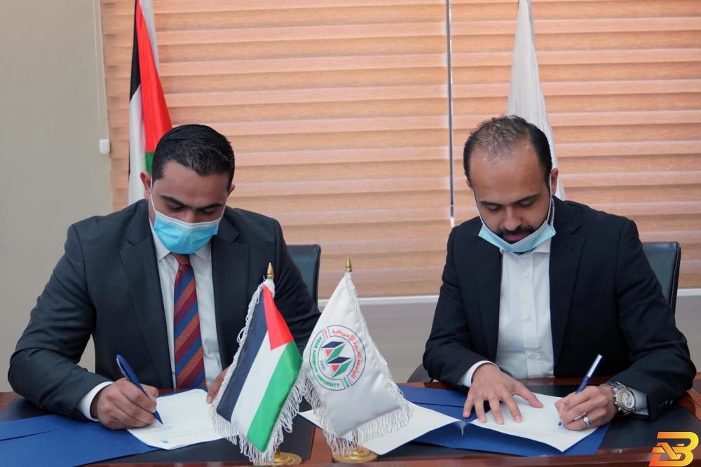 جانب من توقيع الاتفاقية الجامعة العربية الأمريكية وبالتل توقعان اتفاقية تعاون