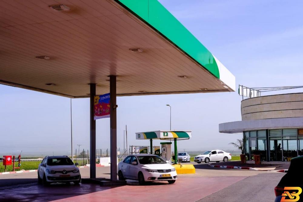 محطة محروقات إسرائيلية-تصوير وكالات ارتفاع مرتقب على أسعار البنزين الشهر المقبل