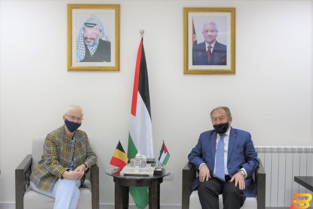 جانب من اللقاء العسيلي يبحث مع السفيرة البلجيكية سبل التعاون الاقتصادي