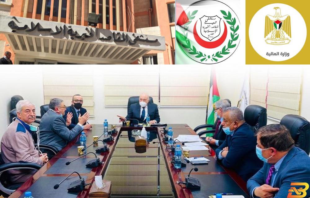 جانب من الاجتماع بشارة: وزارة المالية ستعمل على زيادة الدعم المالي لمستشفى المقاصد