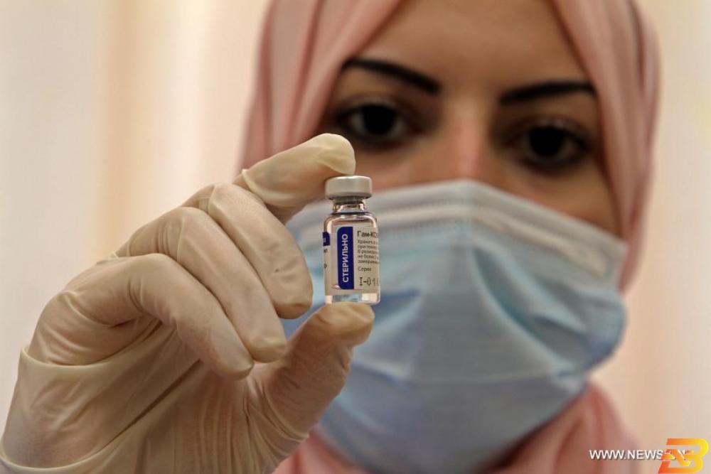 حملة التطعيم في قطاع غزة-تصوير شينخوا اشتية: تأخير وصول اللقاحات سببه الشركة المصنّعة
