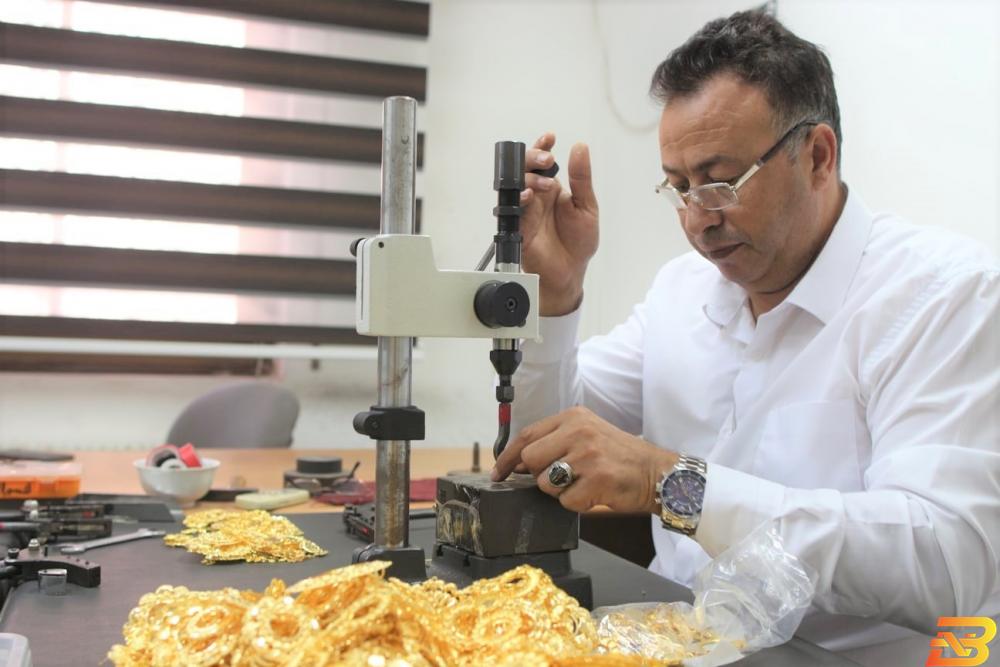 دمغ الذهب في مديرية المعادن الثمينة في وزارة الاقتصاد الوطني مؤشر دمغ الذهب يسجّل ارتفاعًا بنسبة 57% الشهر الماضي